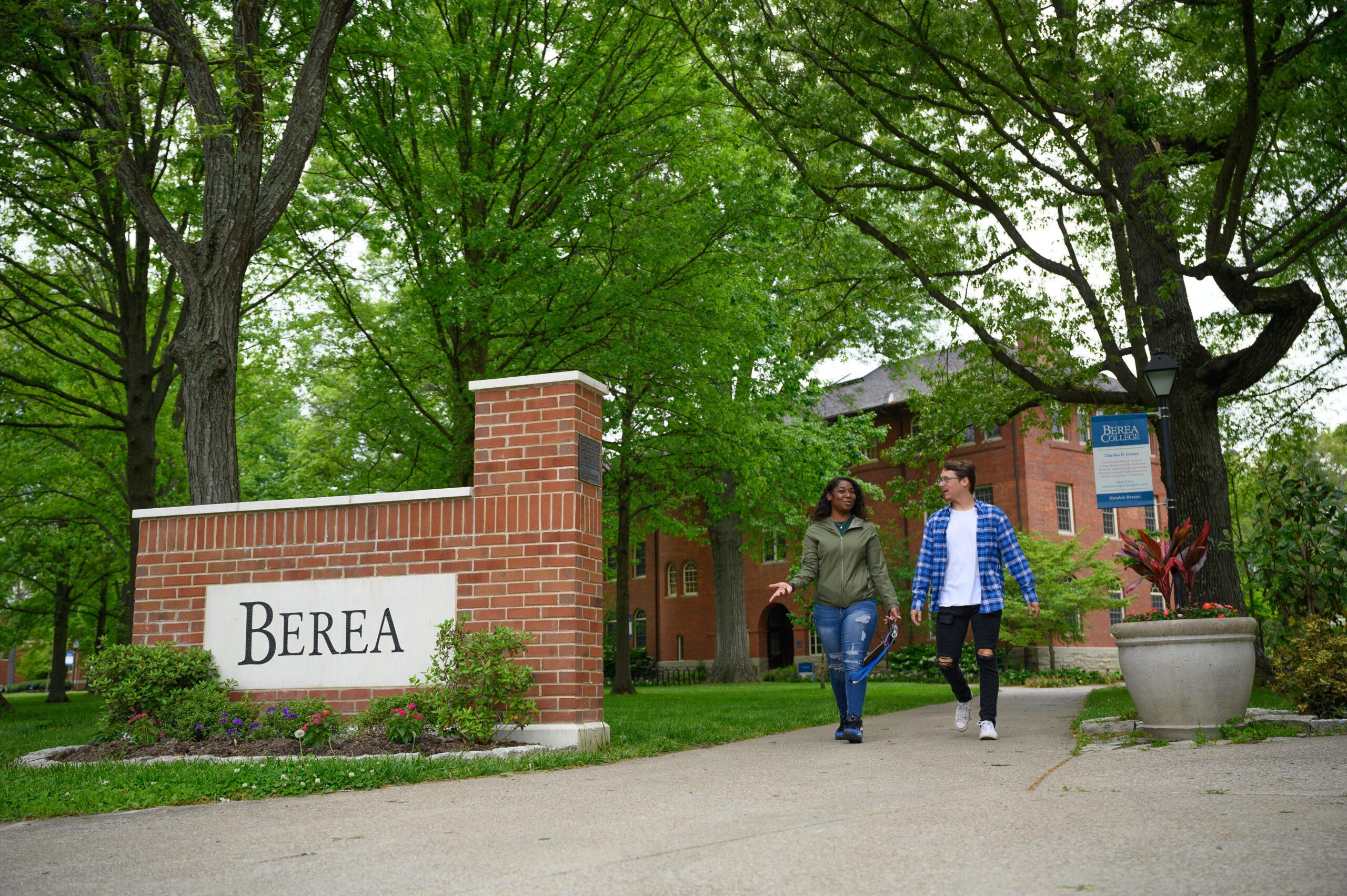 Students on campus at Berea College